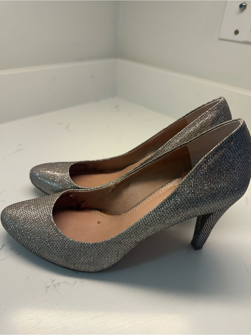 Vince Camuto Metallic Silver Sparkle Pumps Heels Women’s 9M